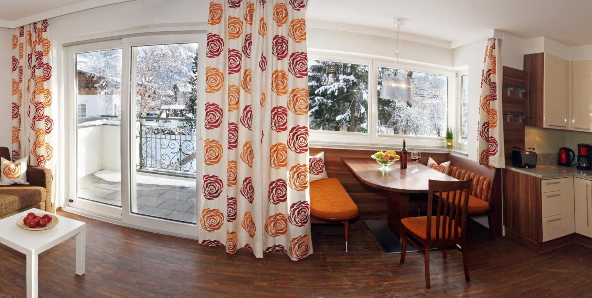 Appartements Alpenkristall Zell am Ziller Buitenkant foto